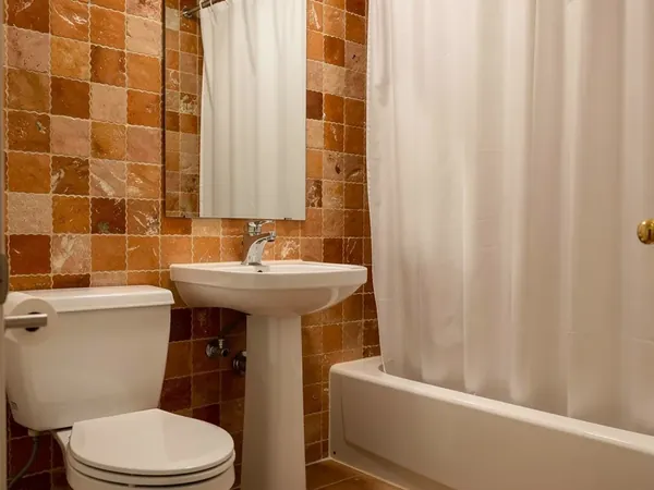 Bathroom before material swap