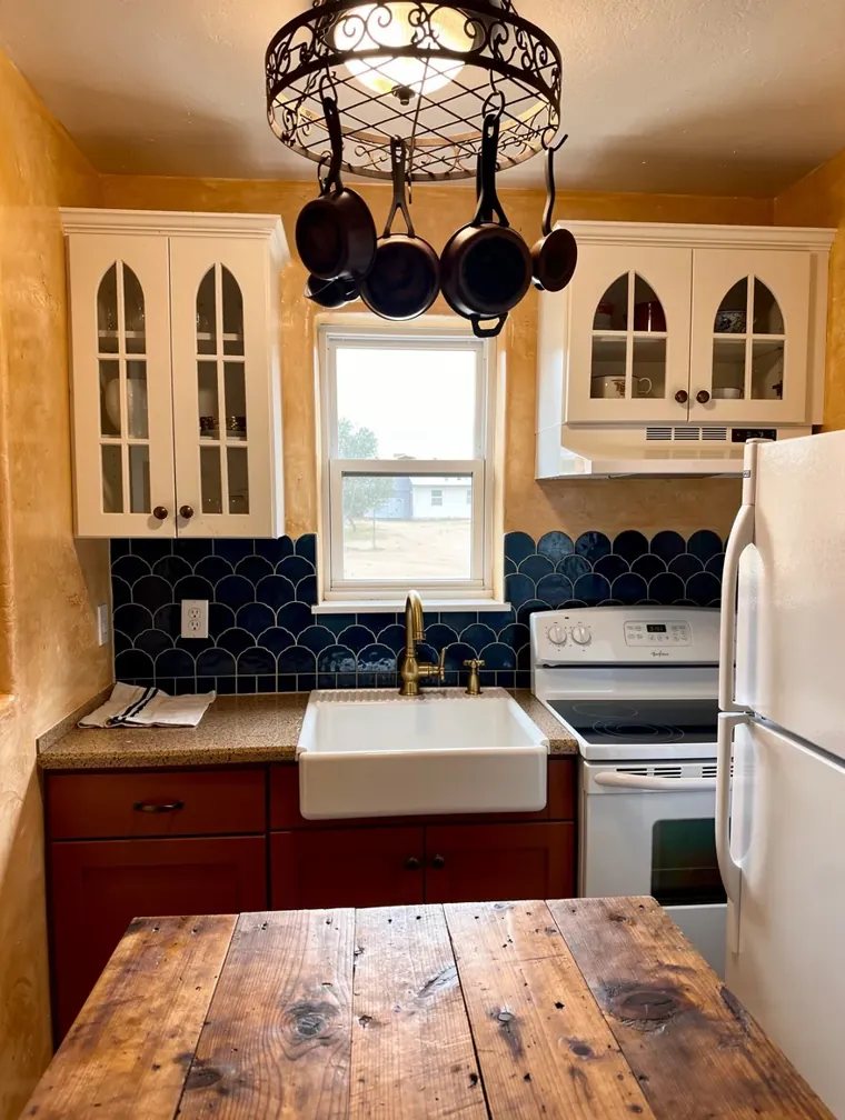 Room redesigned with HomeDesignsAI